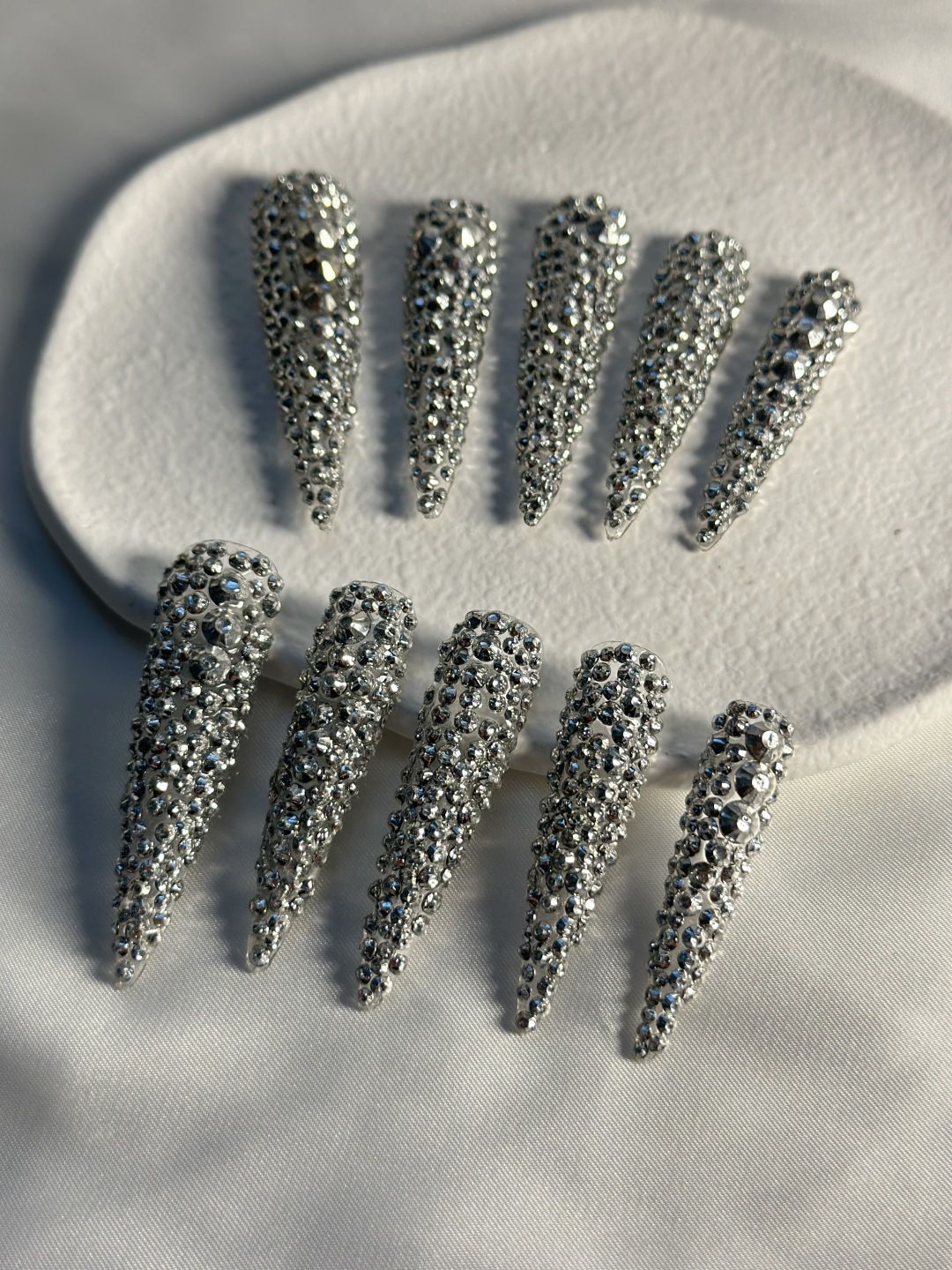 551485871