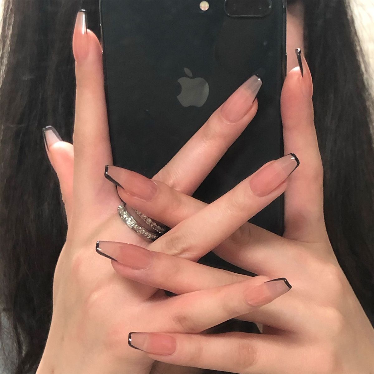 548913301